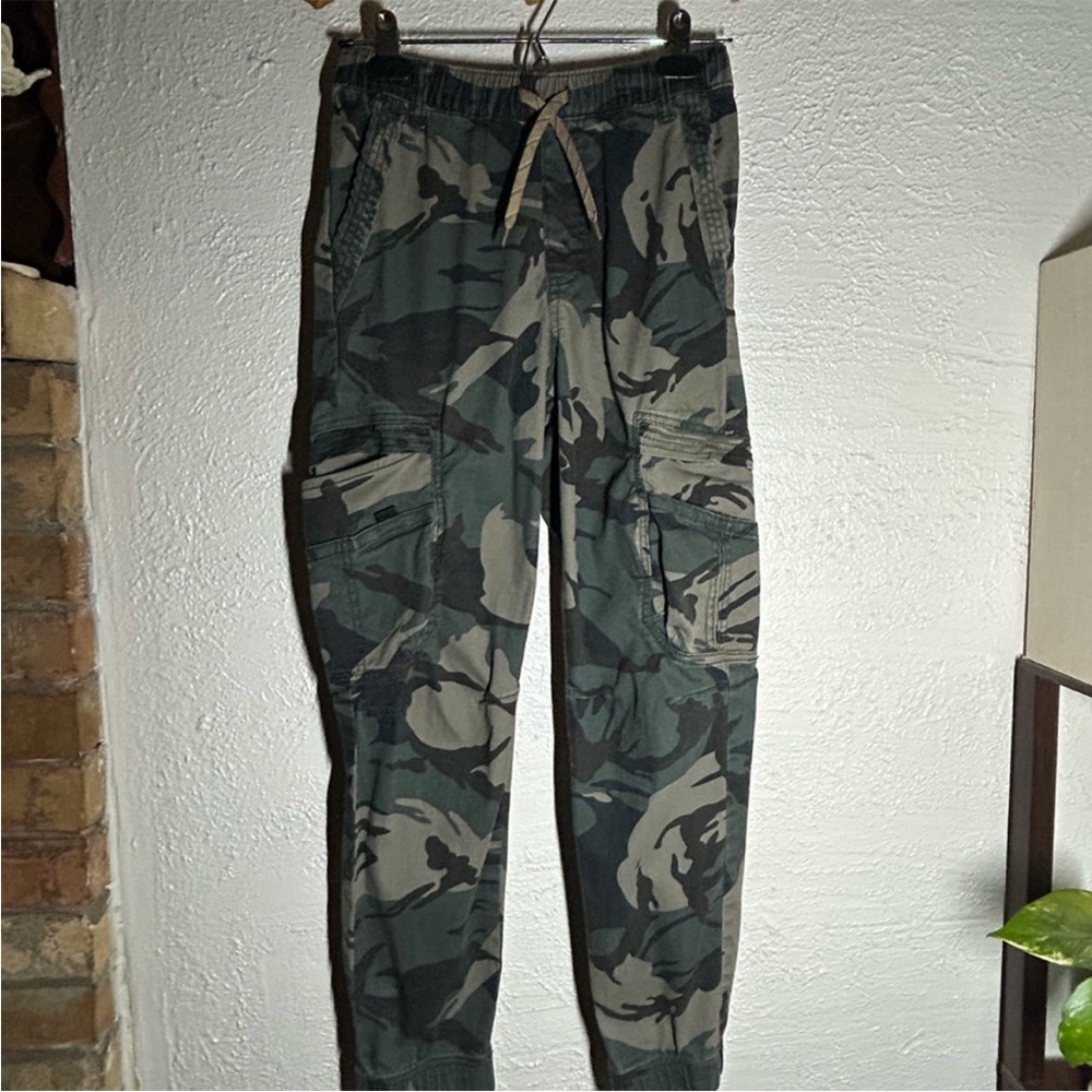 Wrangler Boys Camouflage Cargo Joggers in Green and Tan